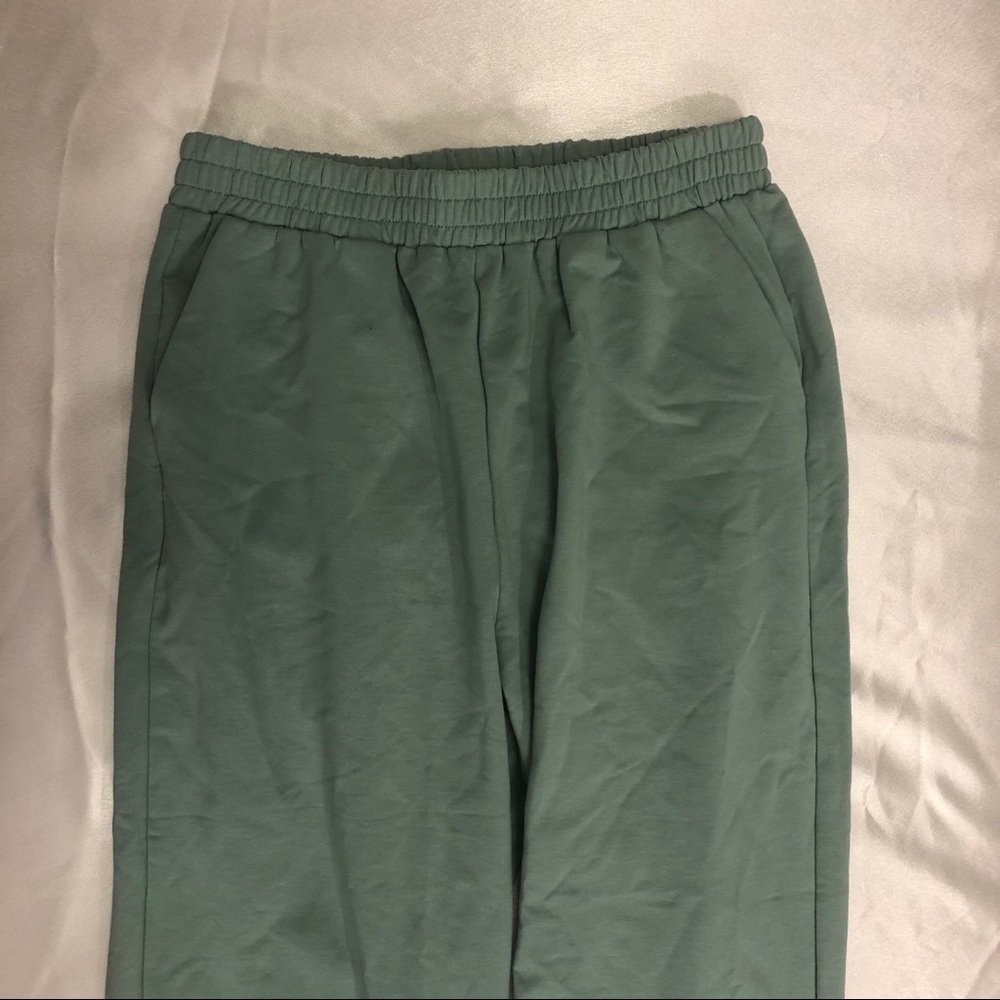 joggers - Picture 2 of 3